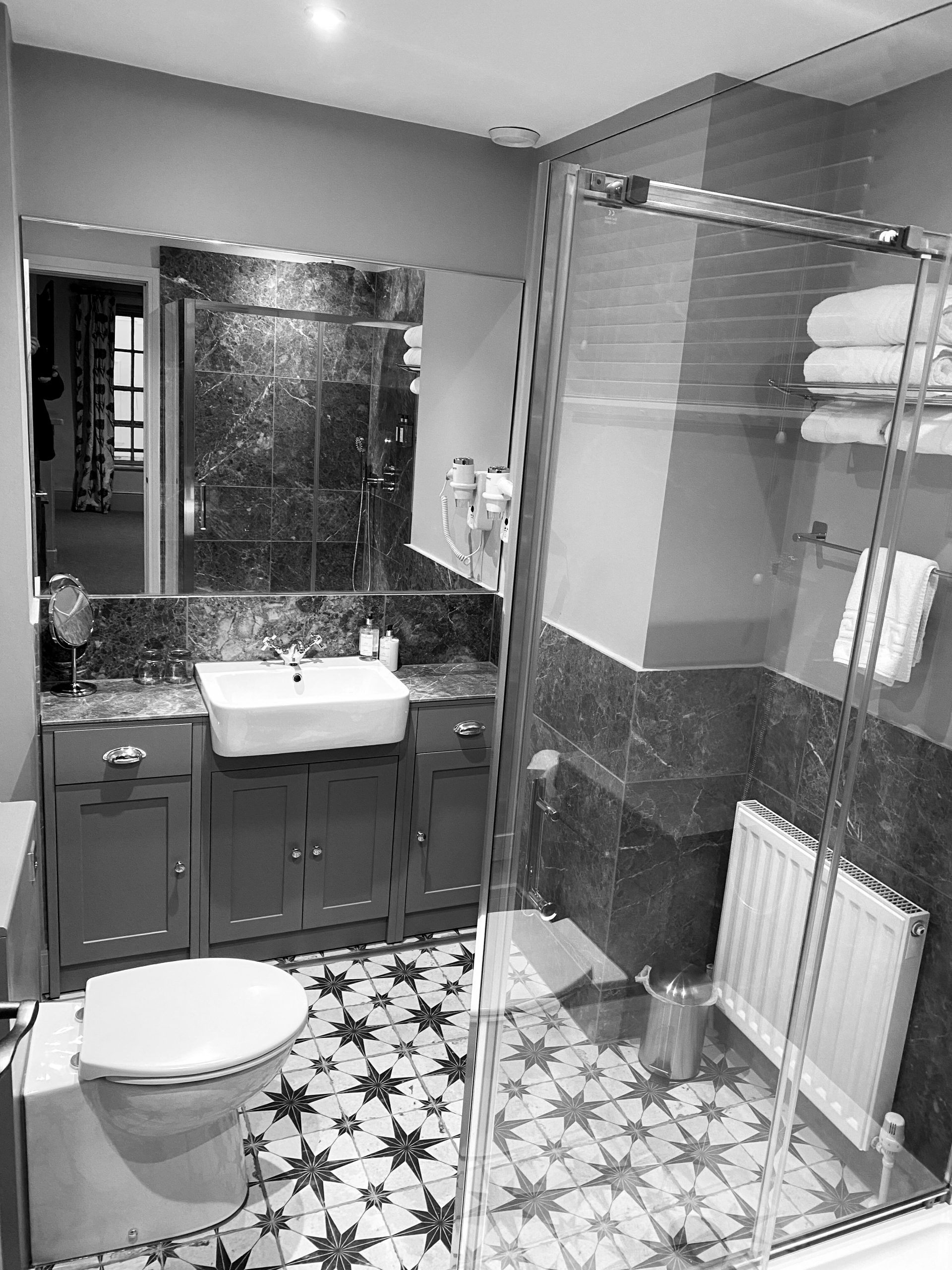 The Peppermill Townhouse Hotel, Devizes APT Group Services